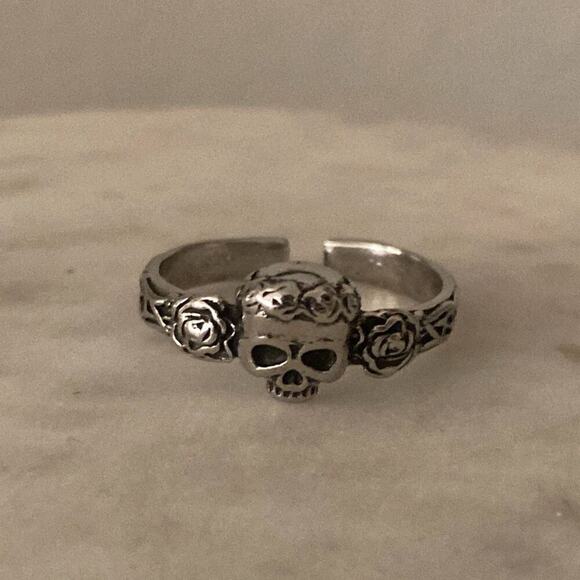 fashion ring adjustable skull gothic ring - Picture 1 of 8